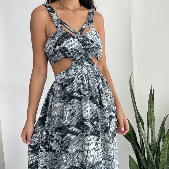 Stylestalker chiffon cut out phyton snakeskin print maxi dress gown - Picture 12 of 12